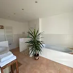 Gastezimmer Nahe Wesslinger Homestay Wessling